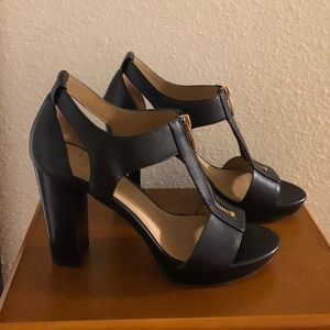 COPY - Franco Sarto replication of Michael Kors h…